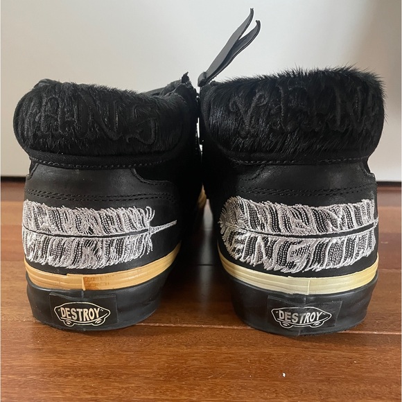 Vans Taka Hayashi Sneakers - Picture 8 of 8